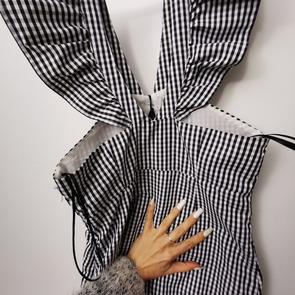 Romeo and Juliette dress - Picture 5 of 8